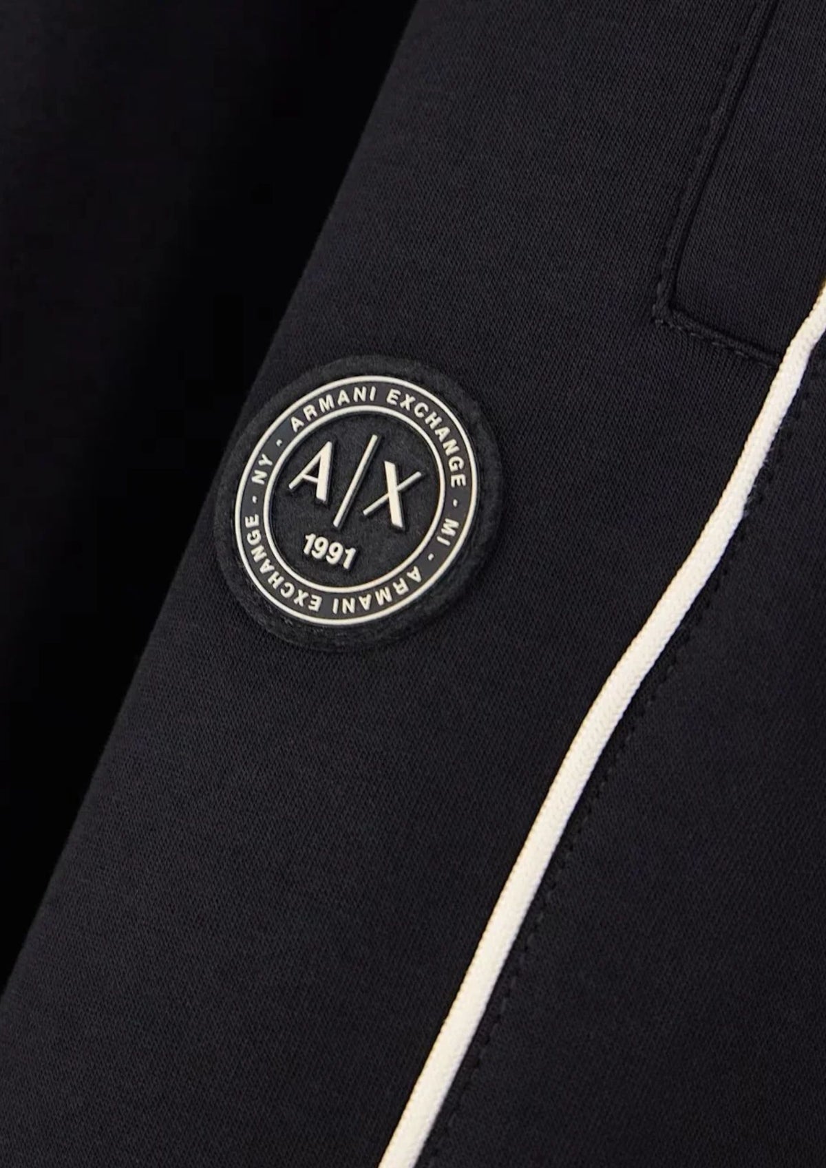 Pantaloni vestibilità regular in jersey di cotone stretch Neri XM002945 AF10818 UC001 ARMANI EXCHANGE