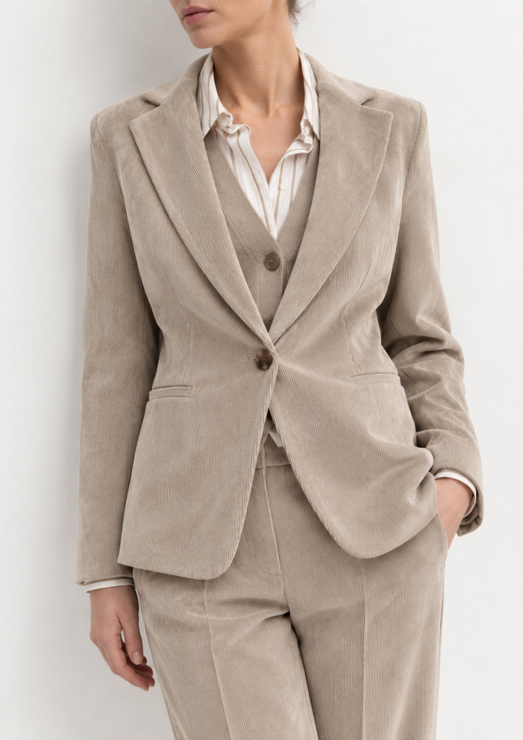 Emme Marella Giacca Donna Emmeresia Almond 2625046011200 002 EMME MARELLA