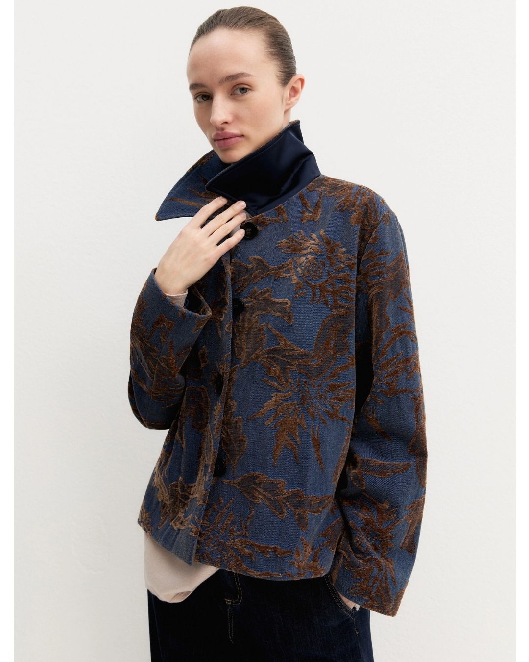 Giacca in denim jacquard delavé Emmghiera Blue Jeans 2625046141200 001 EMME MARELLA