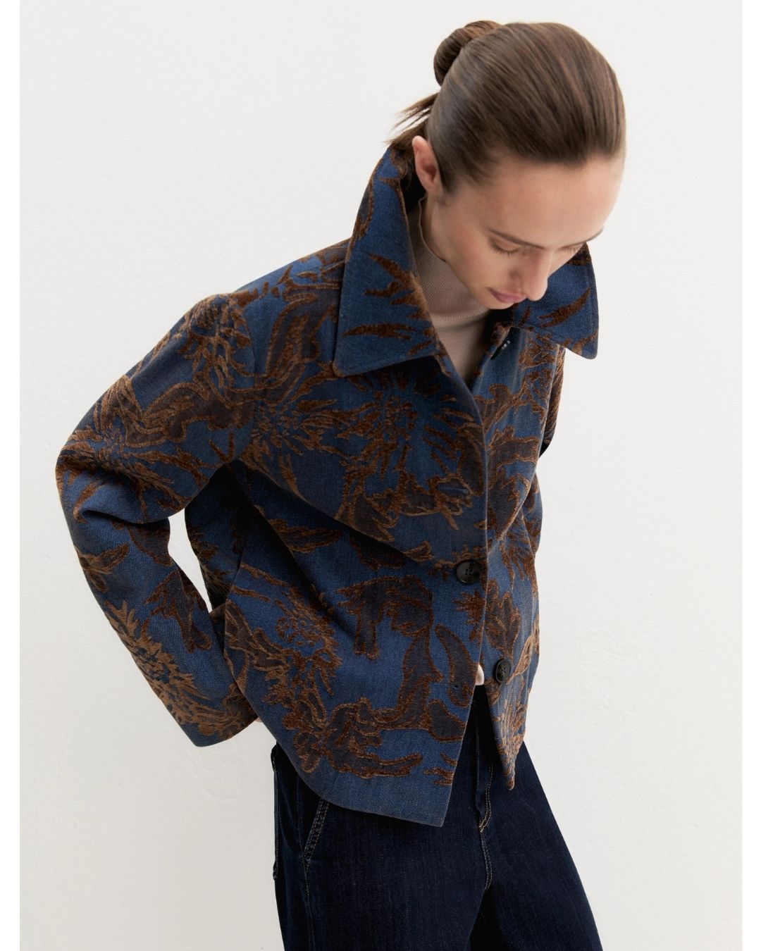 Giacca in denim jacquard delavé Emmghiera Blue Jeans 2625046141200 001 EMME MARELLA