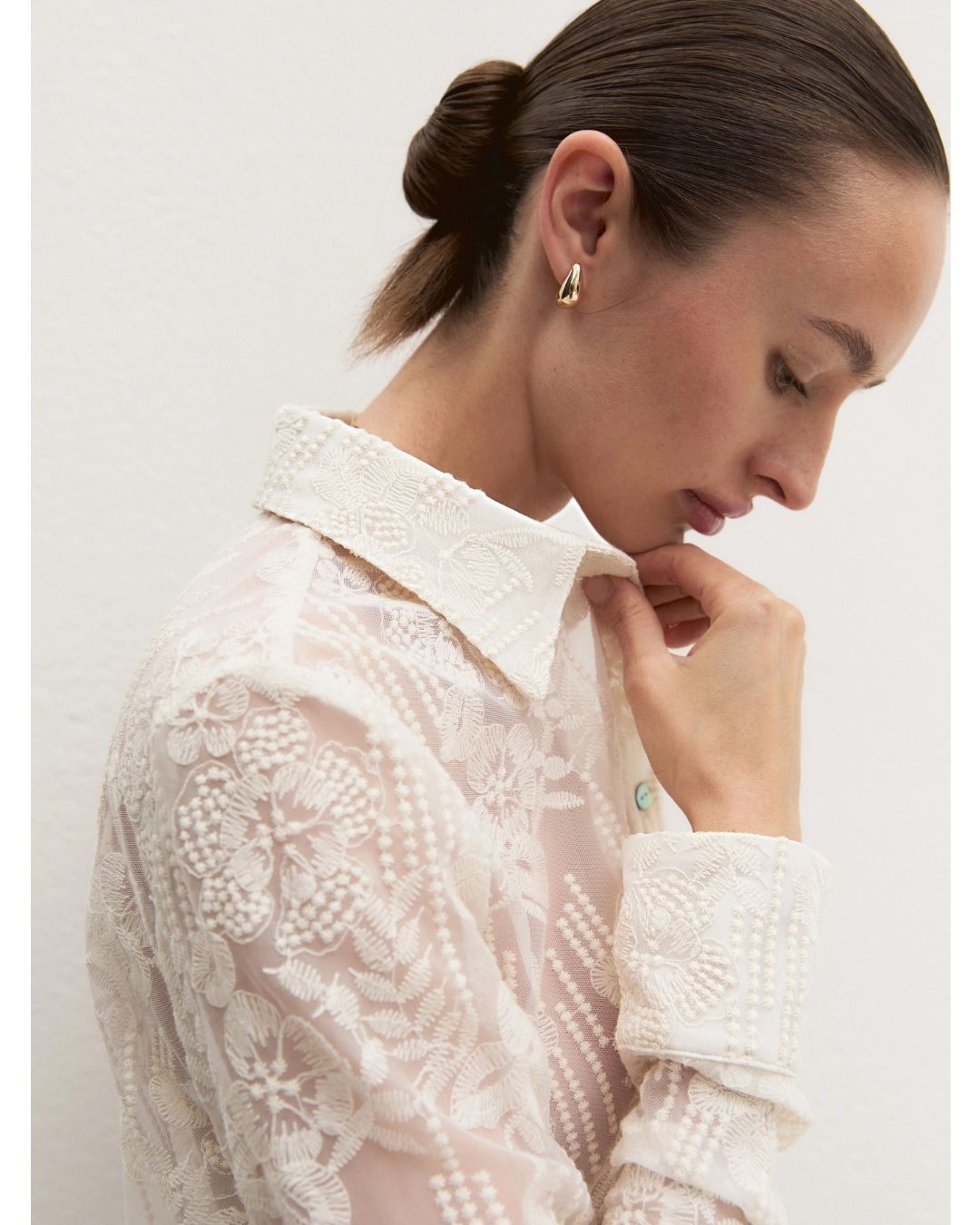Camicia cropped in tulle ricamato Emmcosetta Bianco lana 2625116044200 001 EMME MARELLA