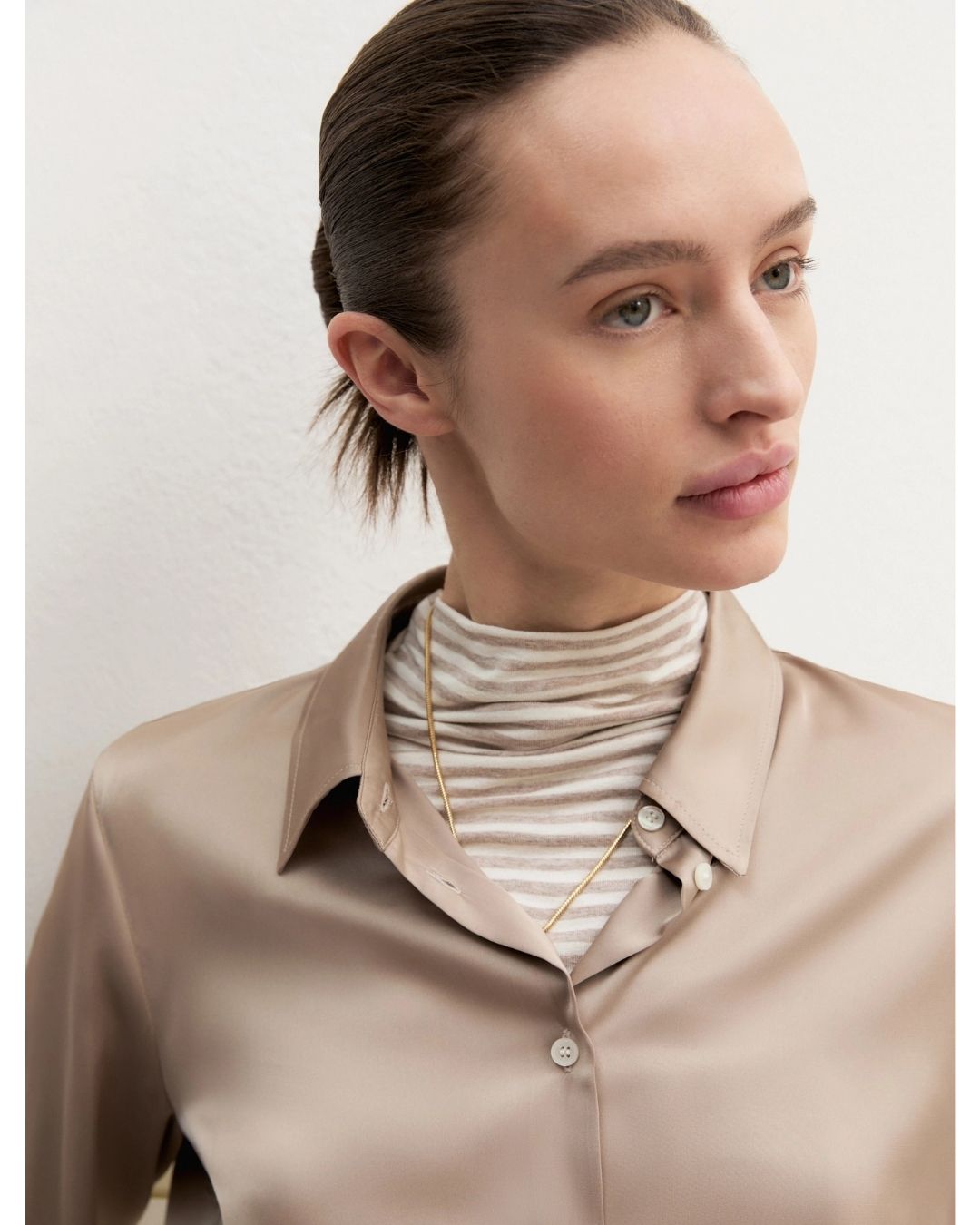 Camicia in raso stretch Emmedro Almond 2625116081200 004 EMME MARELLA