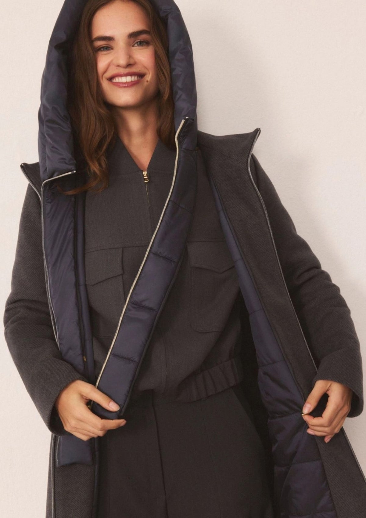 Giubbino in panno soft imbottito con cappuccio Emmbacio Grigio scuro Melnge 2625496102200 011 EMME MARELLA
