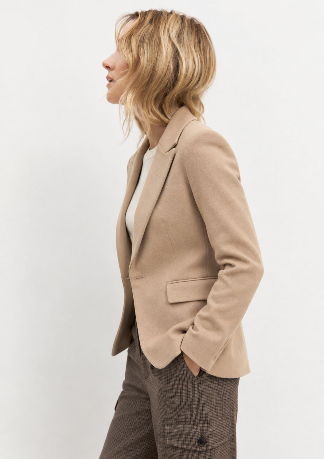 Blazer semi aderente in jersey Emmorche Ecru 2625916041200 001 EMME MARELLA