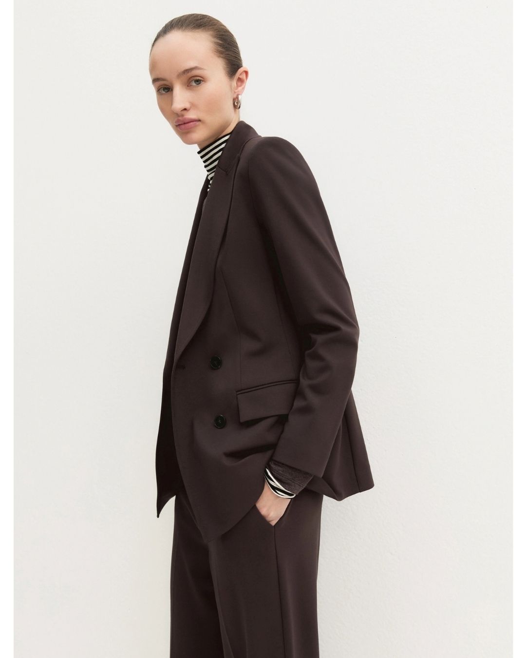 Blazer doppiopetto semiaderente in jersey Testa moro 2625916051200 006 EMME MARELLA