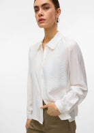 Vero Moda Camicia Donna Falina Bianca 10330306 Snow White PEARL NECKLINE VERO MODA