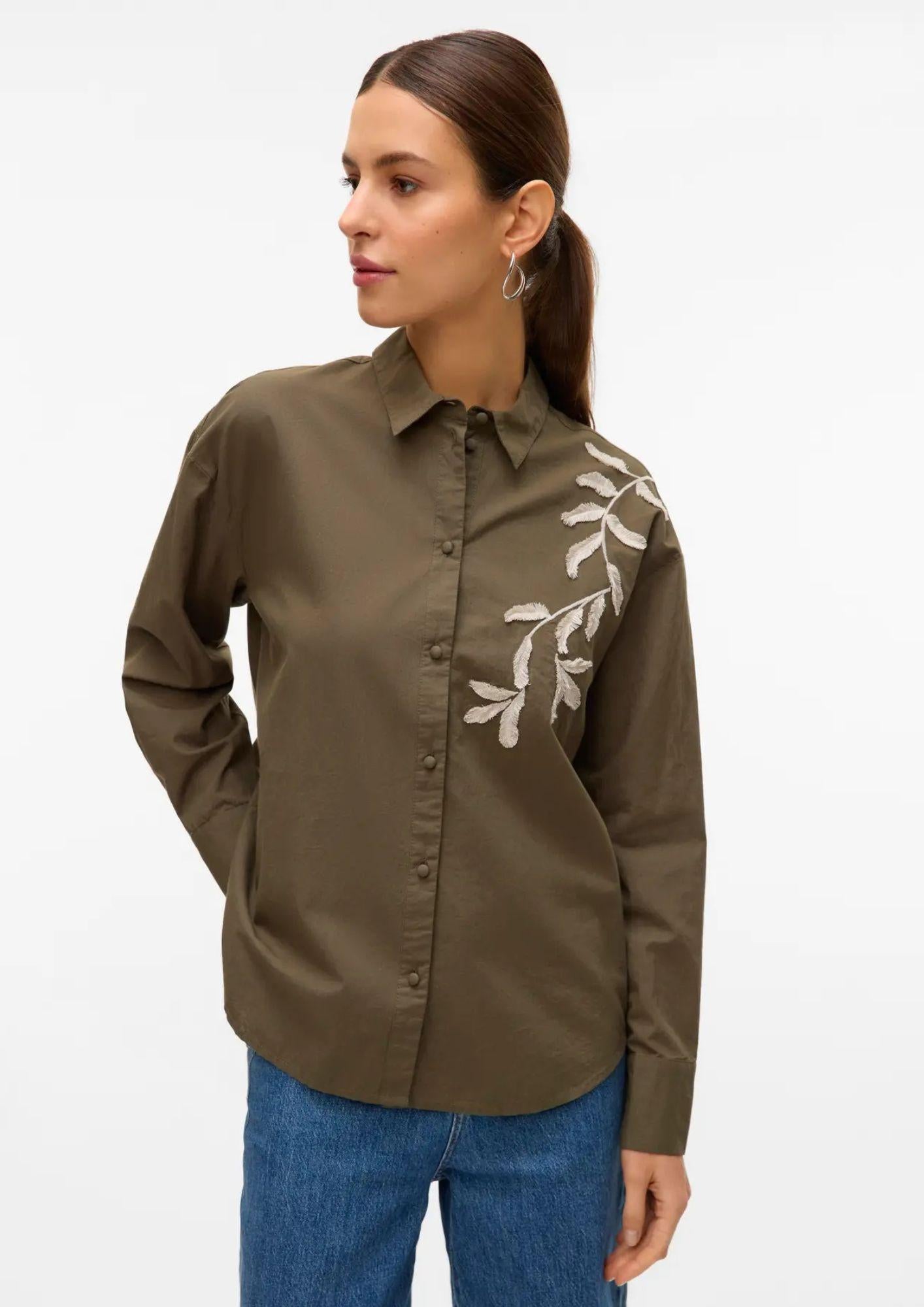 Vero Moda Camicia Donna Fern Grape Leaf Birch 10333342 Grape Leaf Birch emb. detail VERO MODA