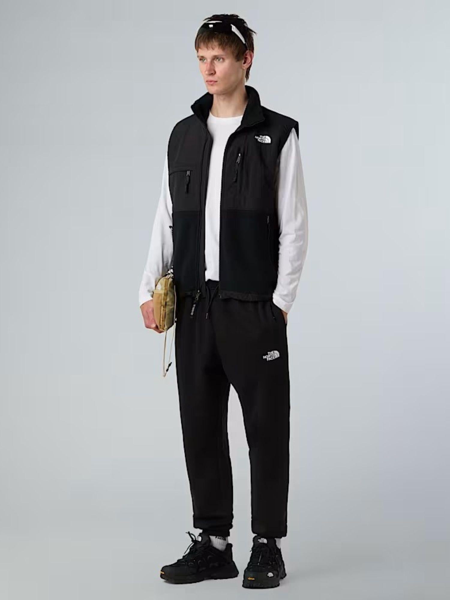 The North Face Joggers Simple Dome Regular affusolati Uomo TNF Black NF0A8C1W JK3 THE NORTH FACE