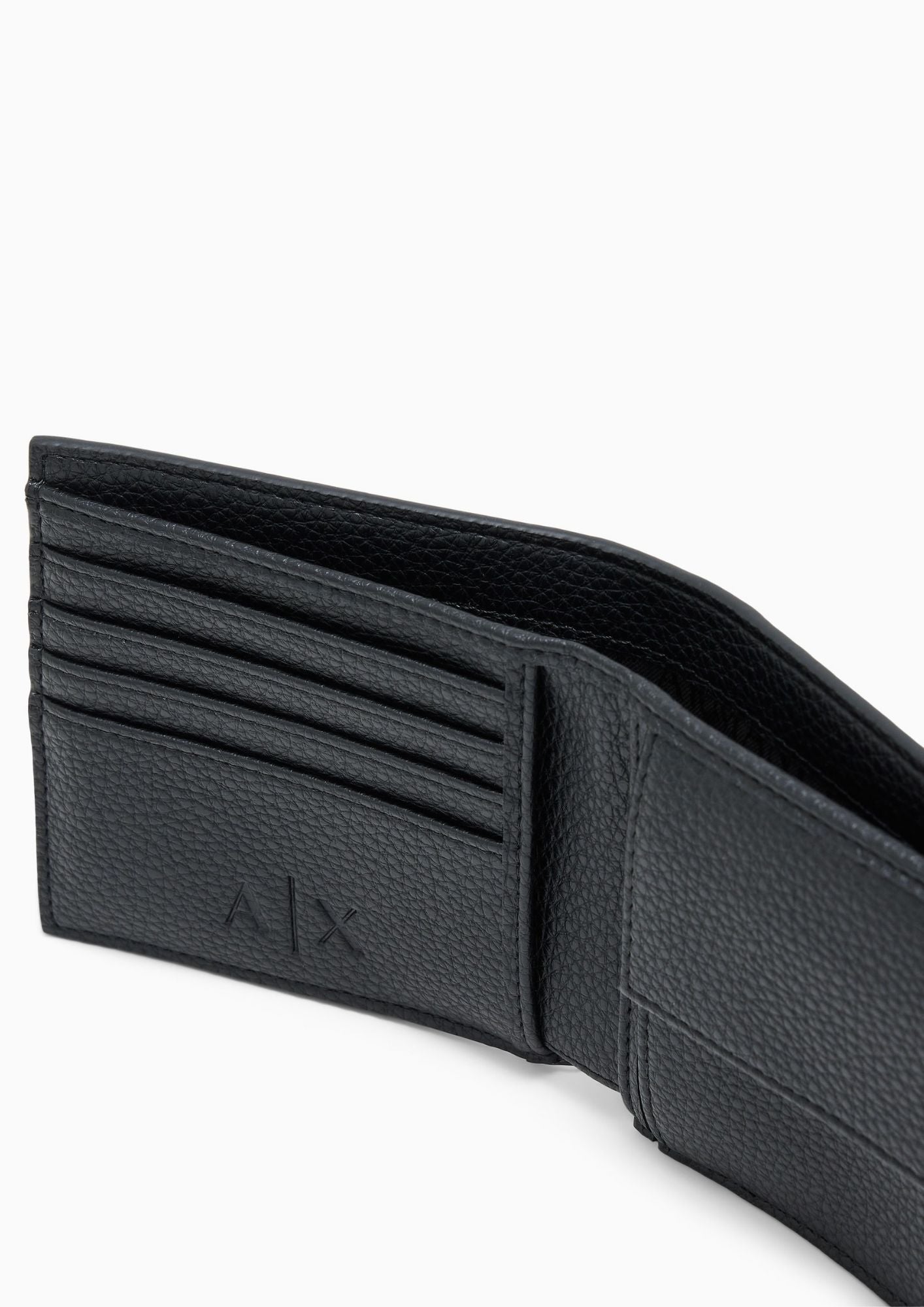 Portafoglio bifold da uomo con scomparti per carte Nero XM000167 AF26651 UC001 ARMANI EXCHANGE 