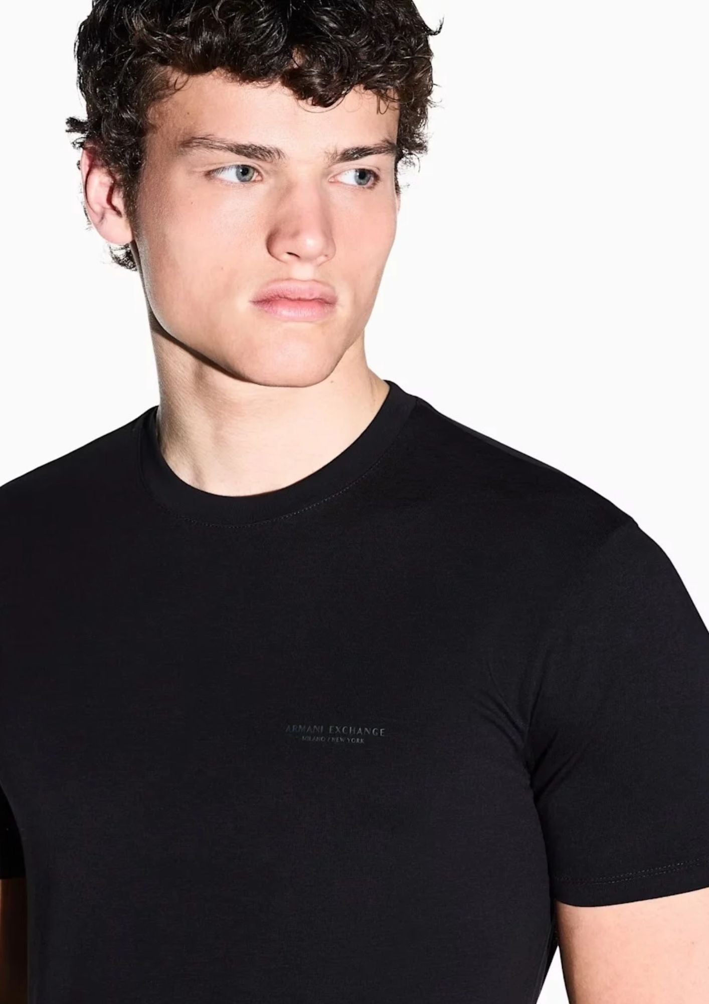 T-shirt a taglio slim in jersey di cotone stretch Nera XM003141 AF26650 UC001 ARMANI EXCHANGE 