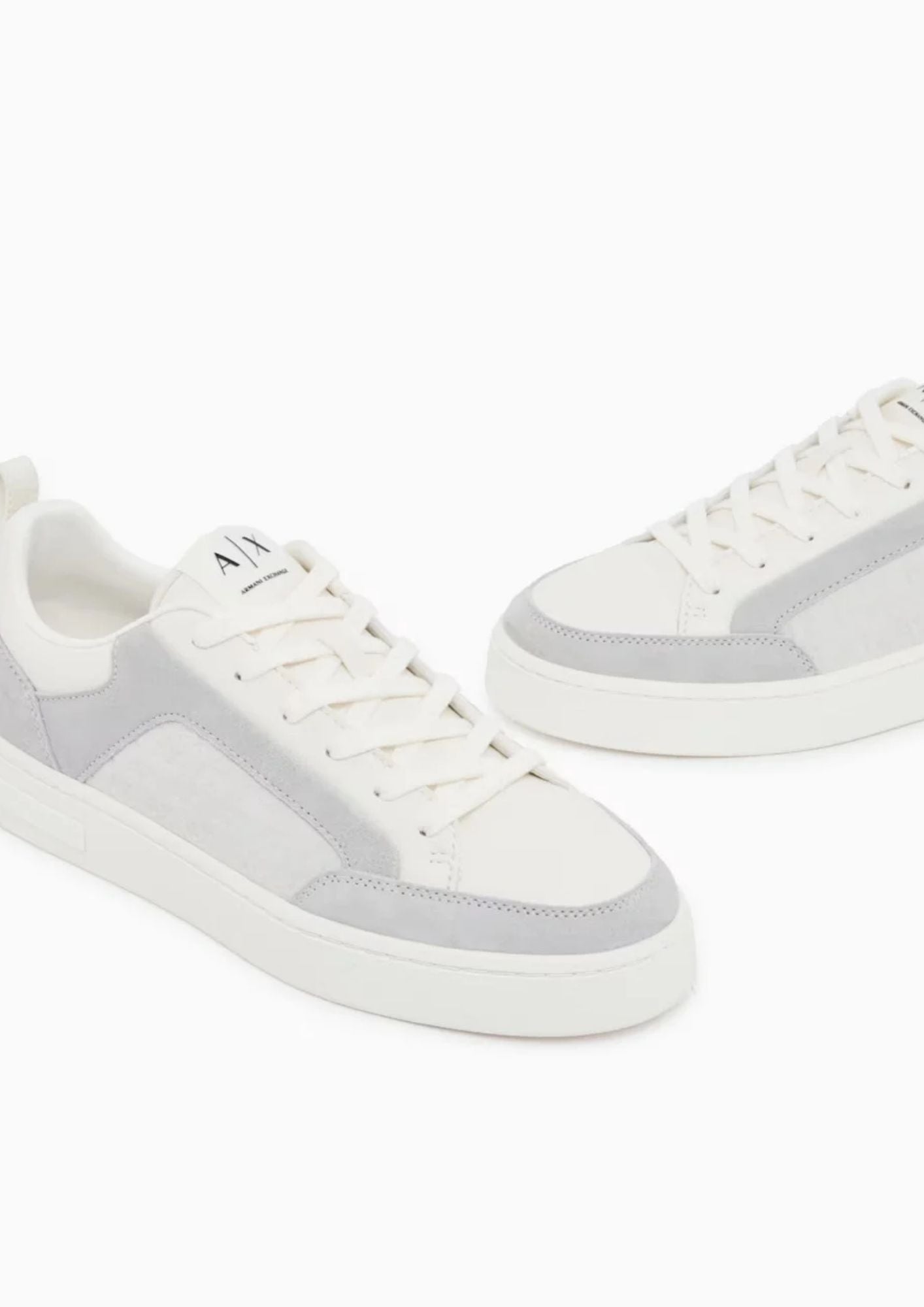 Sneakers in pelle con inserti in camoscio e motivo logo Bianche XM003388 AF27475 U0003 ARMANI EXCHANGE 