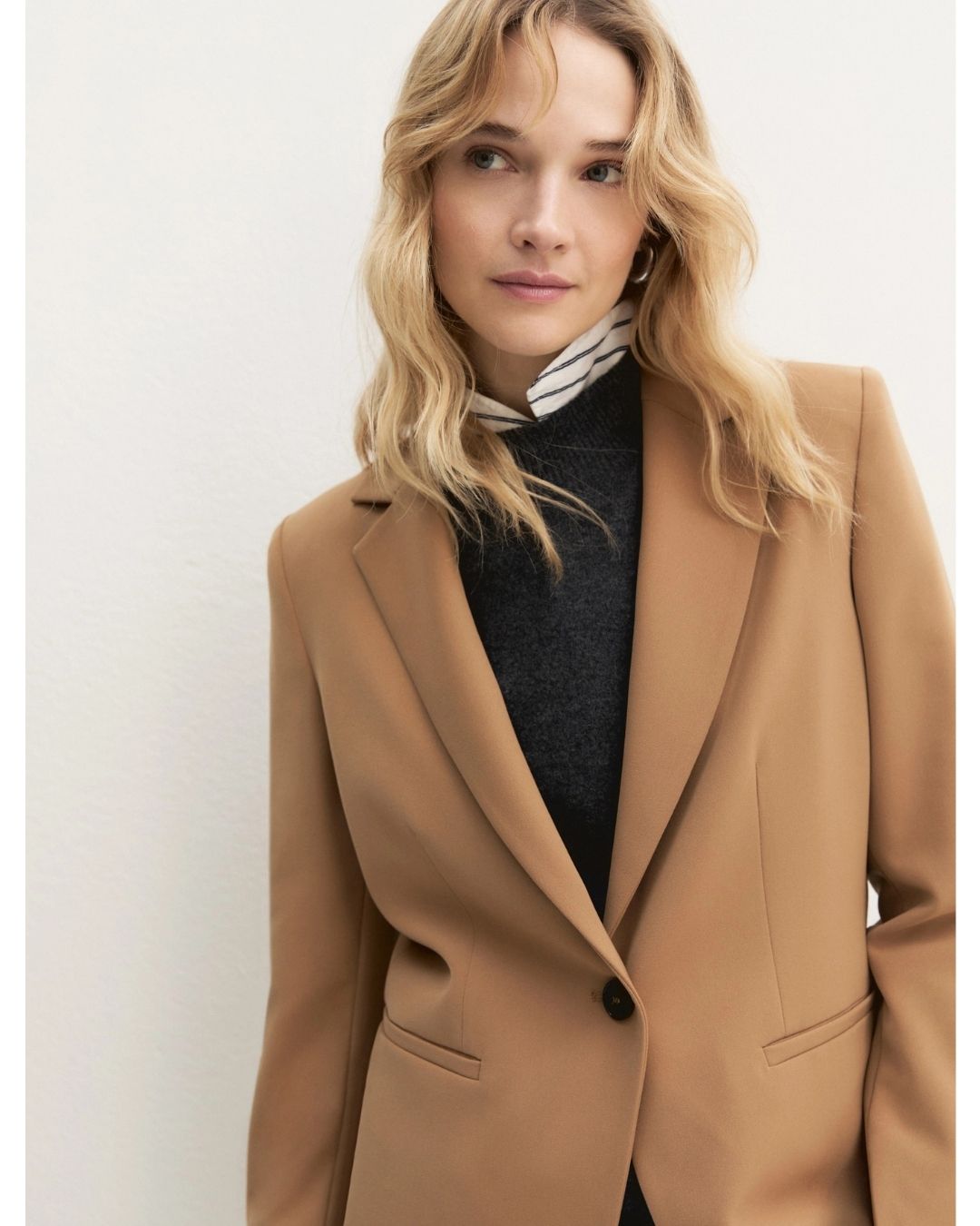Blazer semiaderente in twill stretch Emmbriosa Cammello 2625046131200 001 EMME MARELLA 