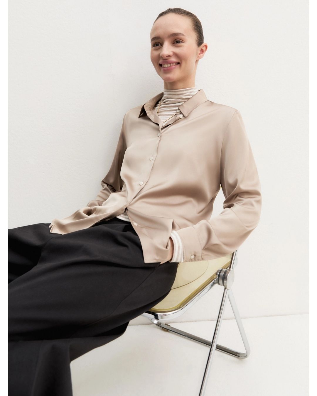 Camicia in raso stretch Emmedro Almond 2625116081200 004 EMME MARELLA 