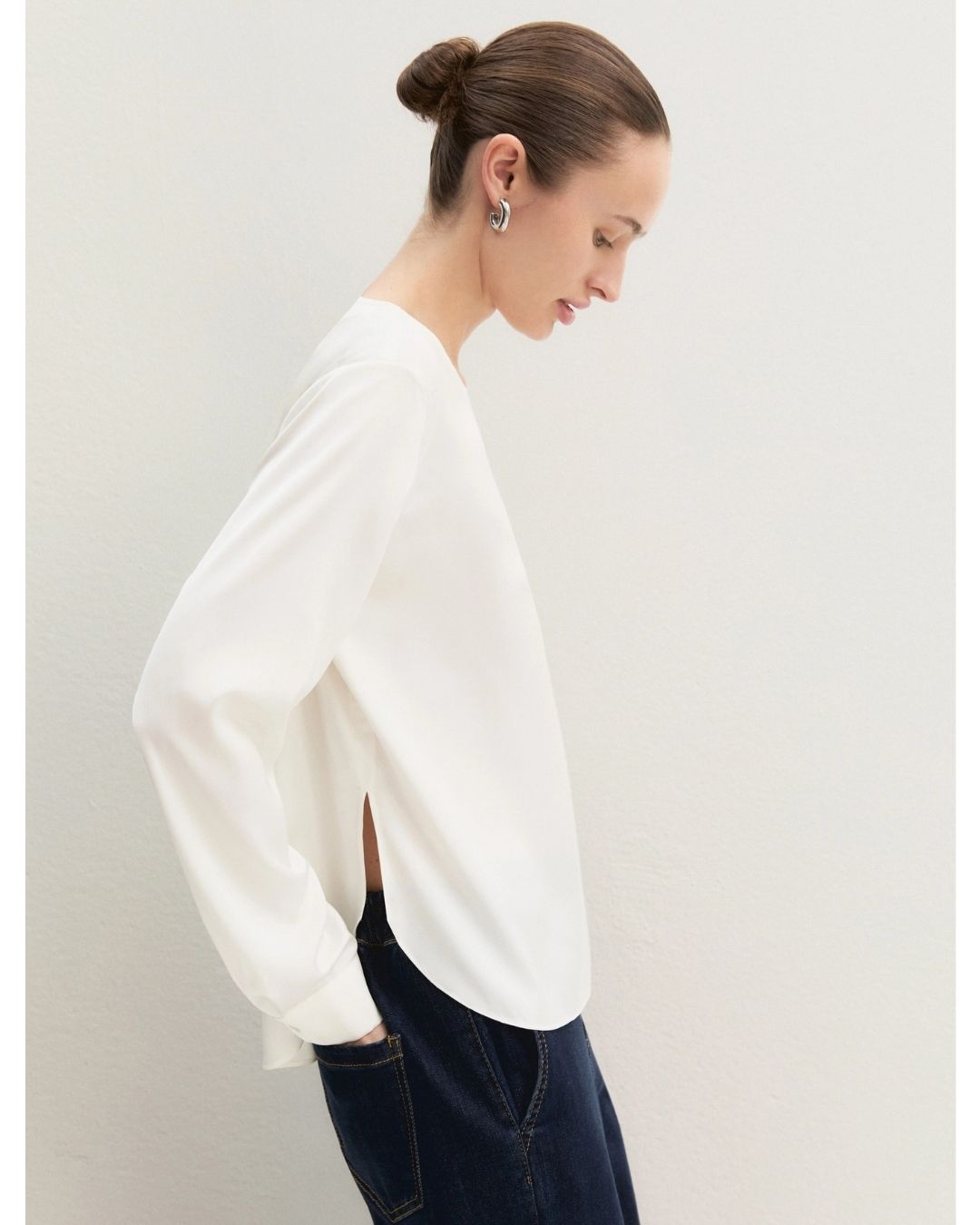 Blusa in raso stretch Emmcursore Avorio 2625116091200 001 EMME MARELLA 