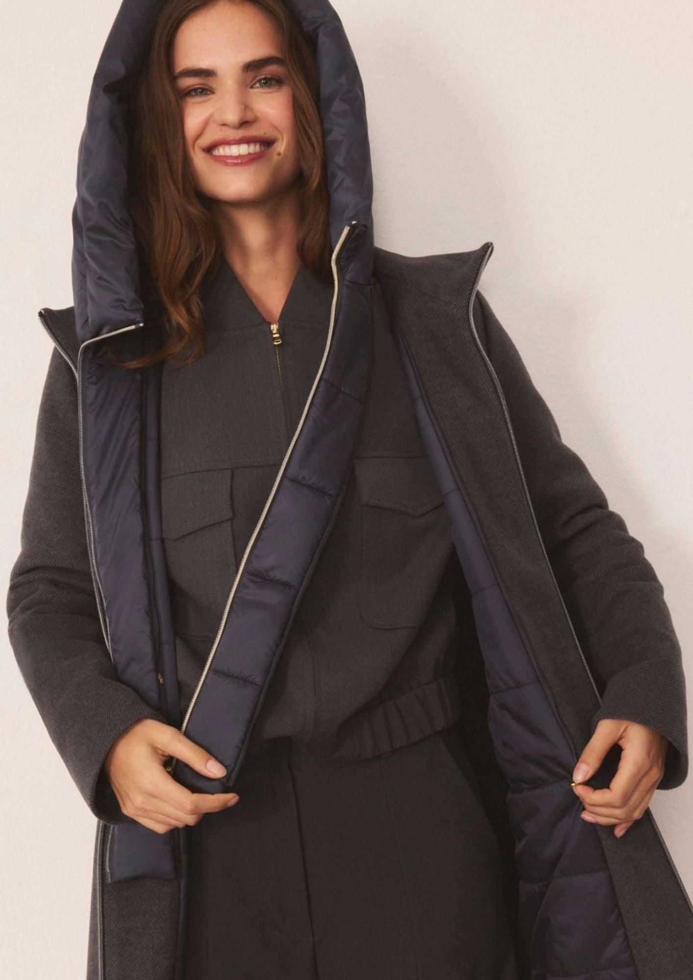 Giubbino in panno soft imbottito con cappuccio Emmbacio Grigio scuro Melnge 2625496102200 011 EMME MARELLA 
