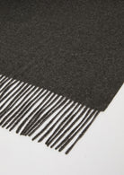 Sciarpa con frangia Emmsupremo Grigio Scuro 2625546011200 002 EMME MARELLA 