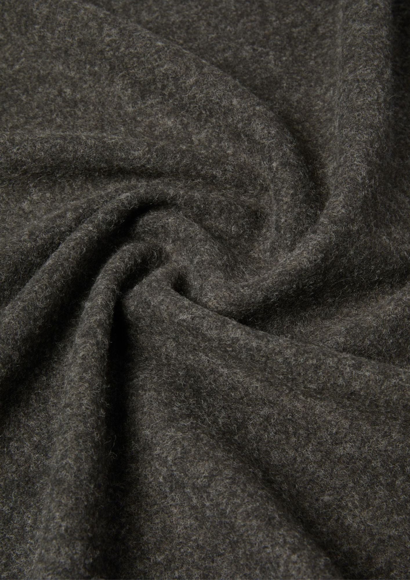 Sciarpa con frangia Emmsupremo Grigio Scuro 2625546011200 002 EMME MARELLA 