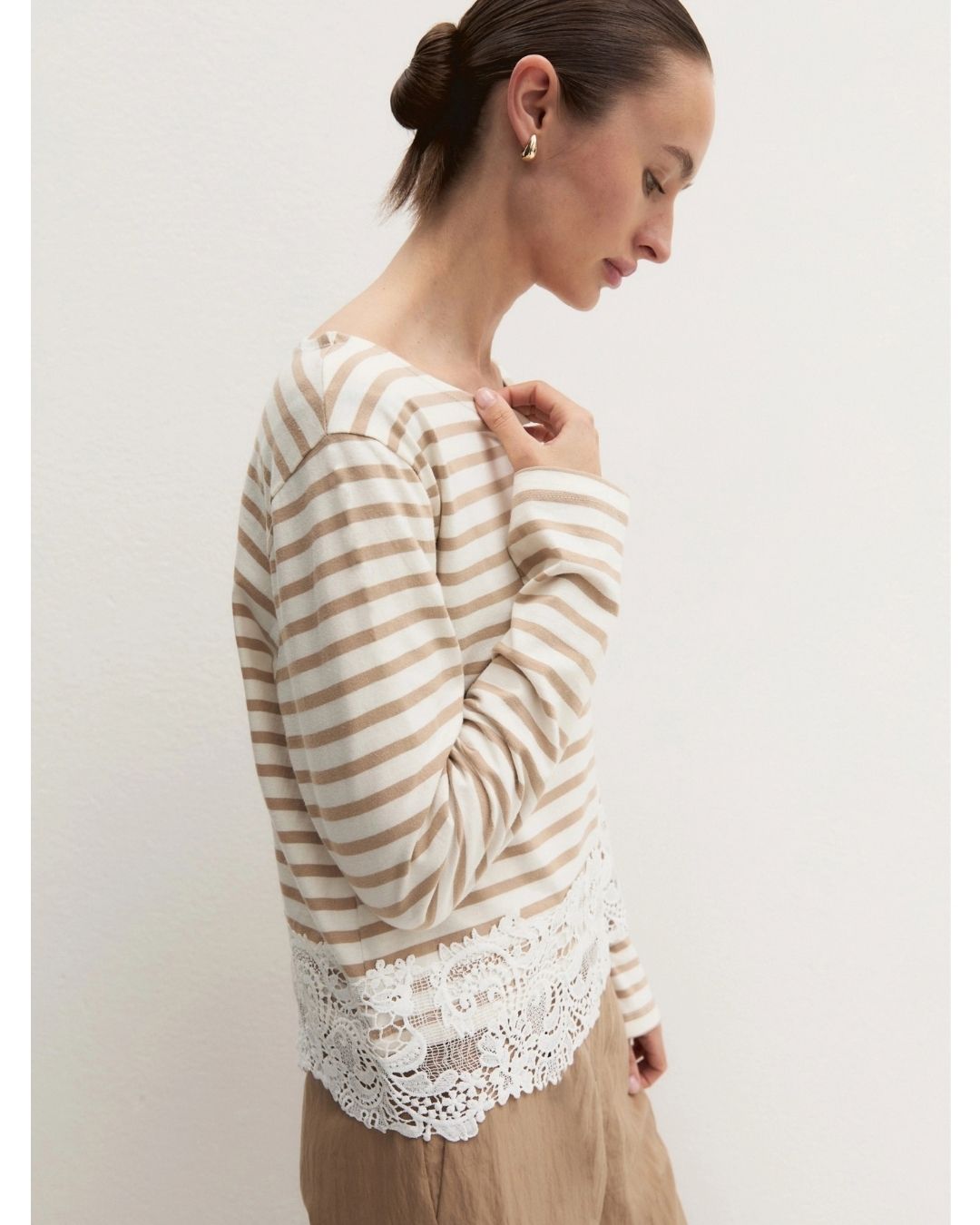 T-shirt con pizzo Emmteiera Naturale 2625976014200 001 EMME MARELLA 